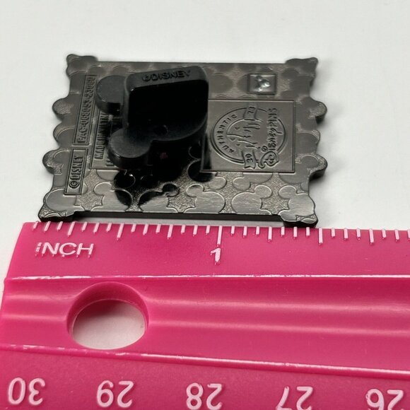 Disney Parks Pin Haunted Mansion Singing Bust Cousin Algernon 2023 Authentic - Picture 3 of 3